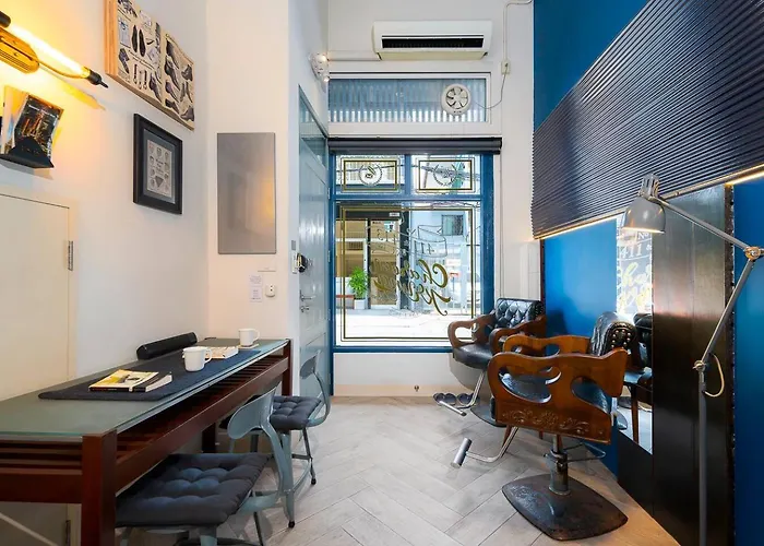 Non The Diamond Artisan And Barber 4 Bedroom Riverside Retreat With King And Twin Privatunterkunft *
