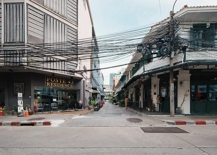 Non The Diamond Artisan And Barber 4 Bedroom Riverside Retreat With King And Twin Privatunterkunft Bangkok